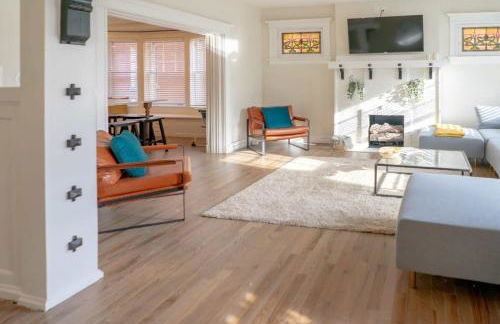 8BR at Tower Grove Park Sleeps 22 ABODEbucks - Photo 5