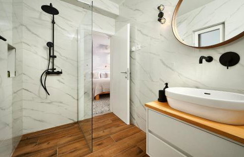 4 Bedroom Awesome Home In Dubravice - Foto 35