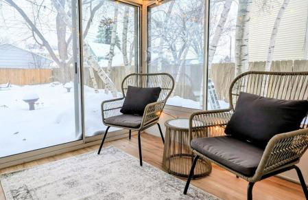 Elegant Linden Hills Home Family-Friendly Walk to Lake - Foto 18