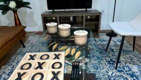 Spacious 4BR home w 2BA, a workspace & king bed! - Photo 5