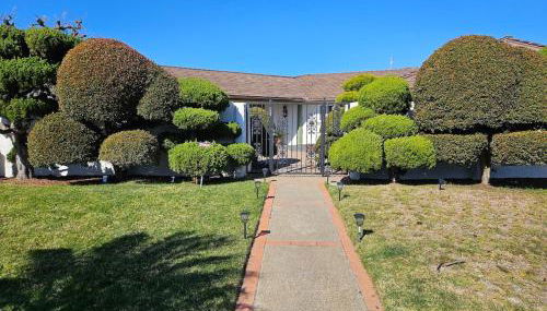 La Jolla Gem with Ocean View - 11 Beds, Hot Tub, Karaoke & Game Den - Foto 5