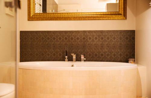 75m2 Apartament Kopernik z widokiem na Jasną Górę - Photo 8