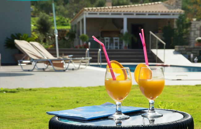 "villa Horizon - Elegance & Privacy With Scenic Views - Extended Pool" - Foto 40