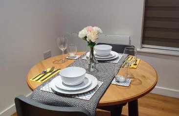 Northampton 2 Bedroom Town Centre Apartment close to University, Hospitals, Brackmills - Foto 23