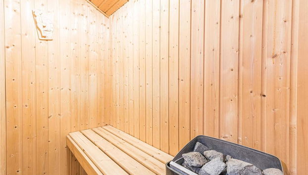 8 Person Holiday Home in Blavand - Foto 2, Sauna
