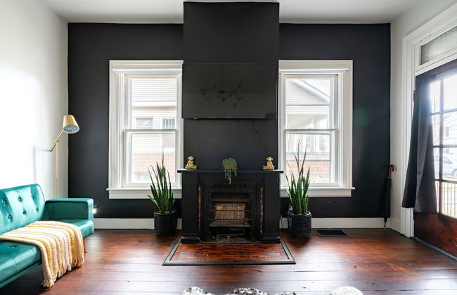 NEW Luxe Pet Friendly Free Parking Downtown - Foto 47