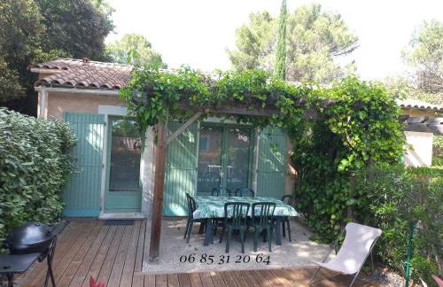 39 - Mazet Provençal dans Village Vacances - Photo 2