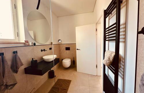 luxuriöse Altbau Wohnung in Denkmal-Villa - Foto 7