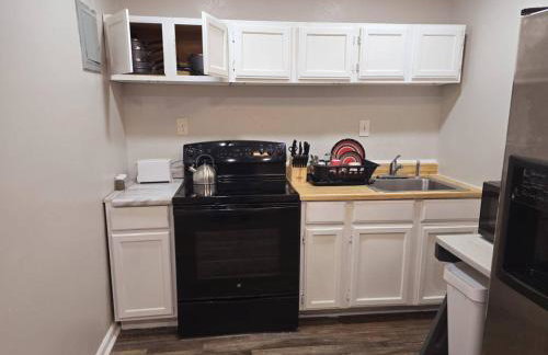 Cozy 1BR in Pleasant Ridge - Foto 8