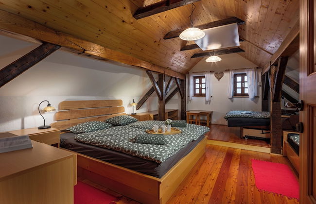 Authentic Wooden House Sleme - Foto 13