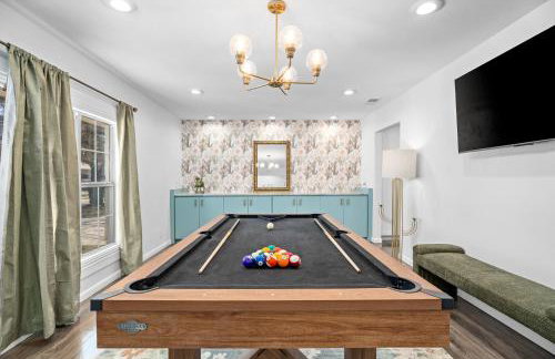 Relaxed Luxury Pet Friendly Home with Pool and Backyard Lounge in San Antonio, TX - Foto 4