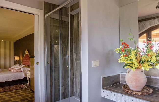 Villa in Tuscany With Pool and Valley Views - Foto 20