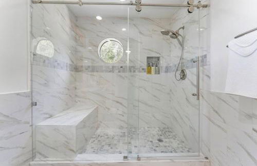 Pickleball & mini-golf, Pool/Spa, Epic Gameroom! - Photo 12