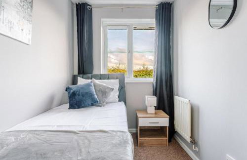 Modern Three Bedroom House Free parking wifi - Foto 18