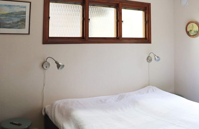 6 Person Holiday Home in Knared - Foto 3