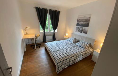 Fabuleux T3 climatisé de 85 m2, situé au calme avec grand parking gratuit privé ,Fibre wifi - Foto 12