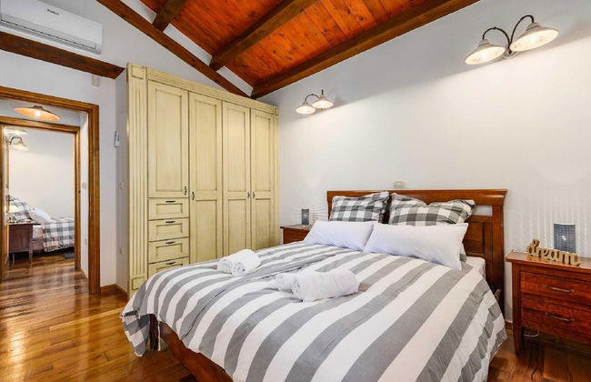 Beautiful Stone Villa in Tinjan With Swimming Pool - Foto 2