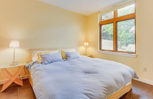 Fidalgo Island Waterfront Stunner - Photo 18