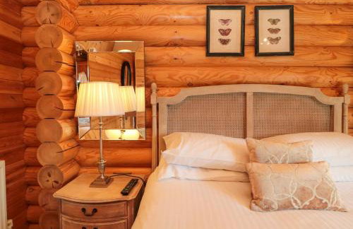 Endeavour Lodge 4 - Photo 8