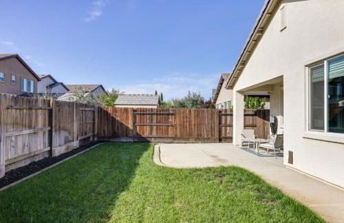 Stylish Lodi Wine Country Retreat with Private Patio - Foto 26