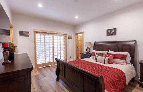 Hillside Hideaway - game rm - master spa - Luxury - Foto 23