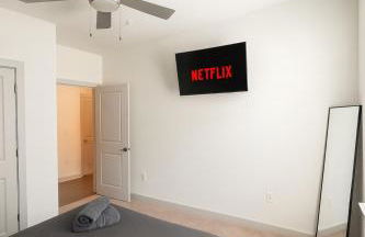 Resort-Style Retreat 1 King 2 Queens, Pool table - Foto 23