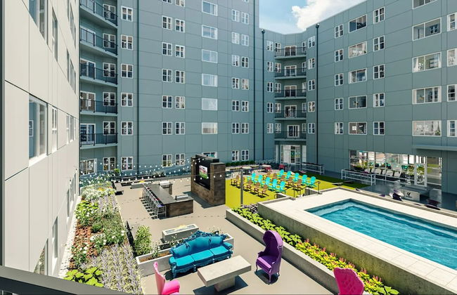 Atmosphere Lincoln - Photo 1