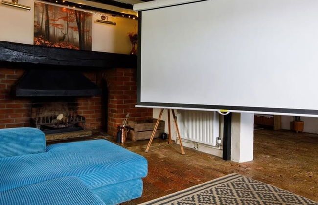 Tranquil Luxe in Country Cottage - Photo 51