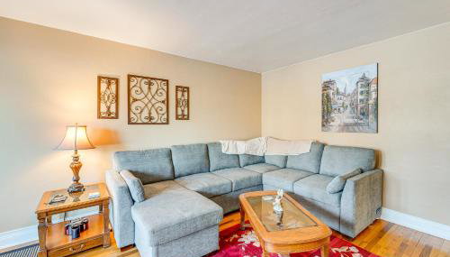 5 Mi to Dtwn Rockford Pet-Friendly Home with Yard! - Foto 1