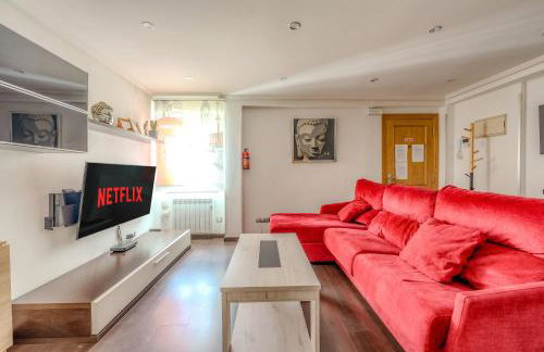 NUEVO 8 minutos ayuntamiento, 10 catedral, WIFI - Foto 1