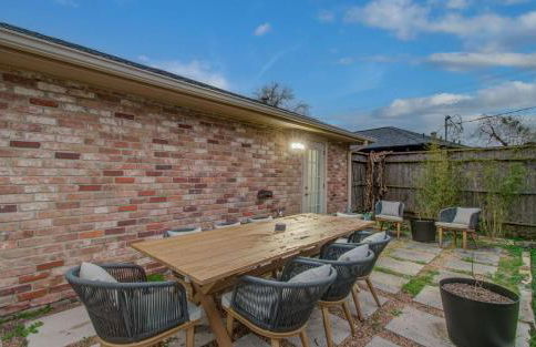 Rustic Modern Escape - 4BD-2BA with Pool & Patio - Foto 30