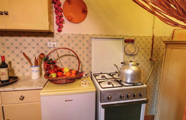 Apartment in a Farmhouse With Swimming Pool - Photo 35