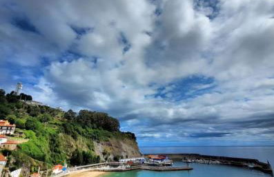 VIVIENDA VACACIONAL "EL CANXILÓN" Situada en Lastres - Zona Oriente de ASTURIAS - Casa independiente - Terraza con vistas al mar a 800 m de la playa - Foto 7