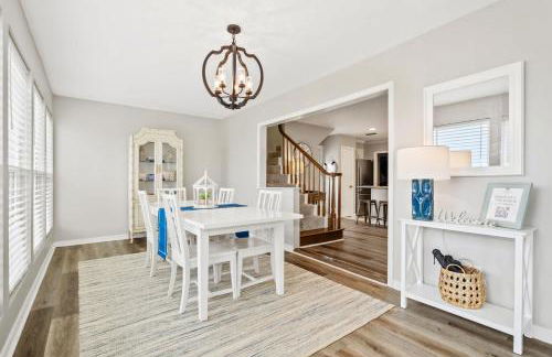 Spacious Audubon Home in Colony Cove w Water Views - Foto 5