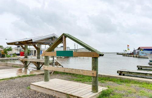 Walk to Boat Ramp Newly Remodeled Seadrift Home! - Foto 28