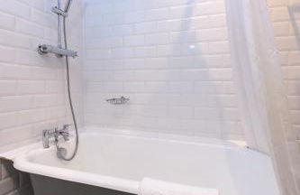 Holm House - Stylish Coastal Suites - Silures Bar & Restaurant On-site - Foto 43