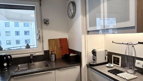 Bright living room in Levallois-Perret - Foto 4