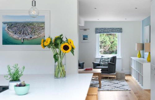 5 Bed in Seaview oc-m33328 - Photo 9