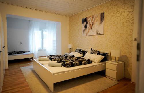 Sehr große Ferienwohnung, Apartment in Kaiserslautern WeHome Classic - Photo 61