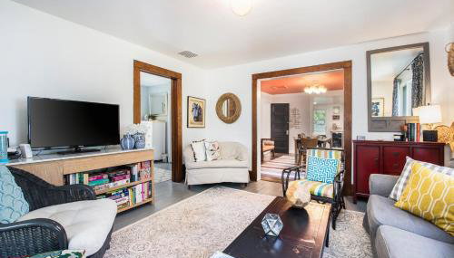 The Bright Side - Photo 3