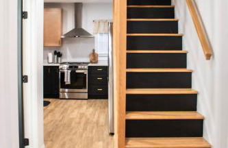 Spacious 3BR PetFriendly Retreat Near DT Cleveland - Foto 8