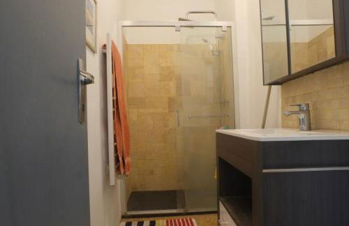 3 Bed-Sleeps 6-Balcony-Pets-Parking-Town Centre - Foto 14