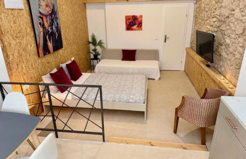 Soho Boho Apartments - with sunny rooftop terrace and fiber optic internet - Photo 62