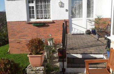 Private apartment, parking, sea and country views - Photo 12