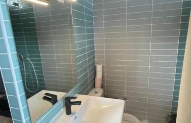 Superbe studio neuf avec Balcon - Foto 2