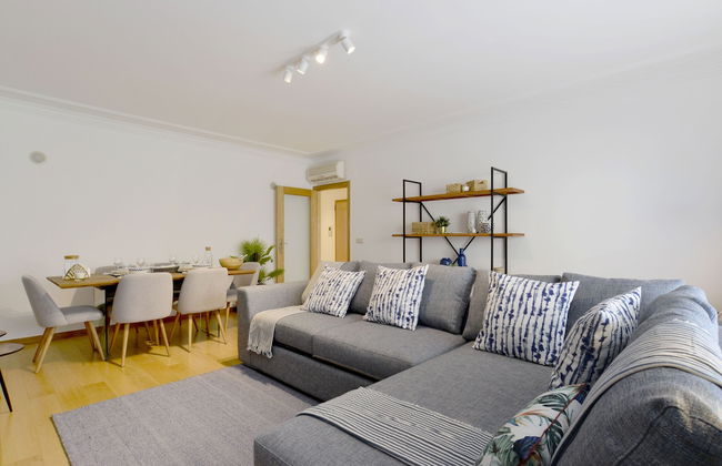 Gorgeous Beach Flat - Photo 10