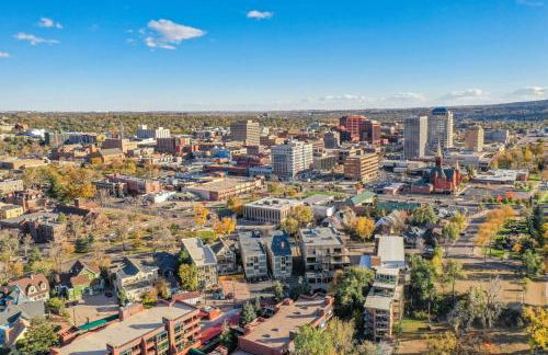 Crescent Penthouse - Downtown Hot Tub Golf Foos - Foto 64