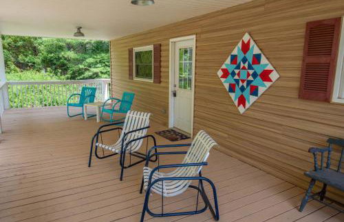 2Bd Riverfront with Expansive Outdoor Space, River Access, Fire Pit - Foto 29