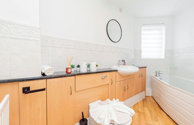 Modern 2-bed Flat Sleeps 4 Near City Centre and Utilita Arena - Foto 8