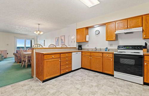 Oceanfront 2 Bedroom Condo at Golden Strand - Foto 15